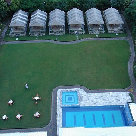 Four Banyans Spirit & Nature Resort Rájpur Kültér fotó