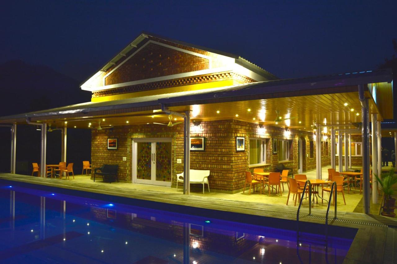 Four Banyans Spirit & Nature Resort Rájpur Kültér fotó