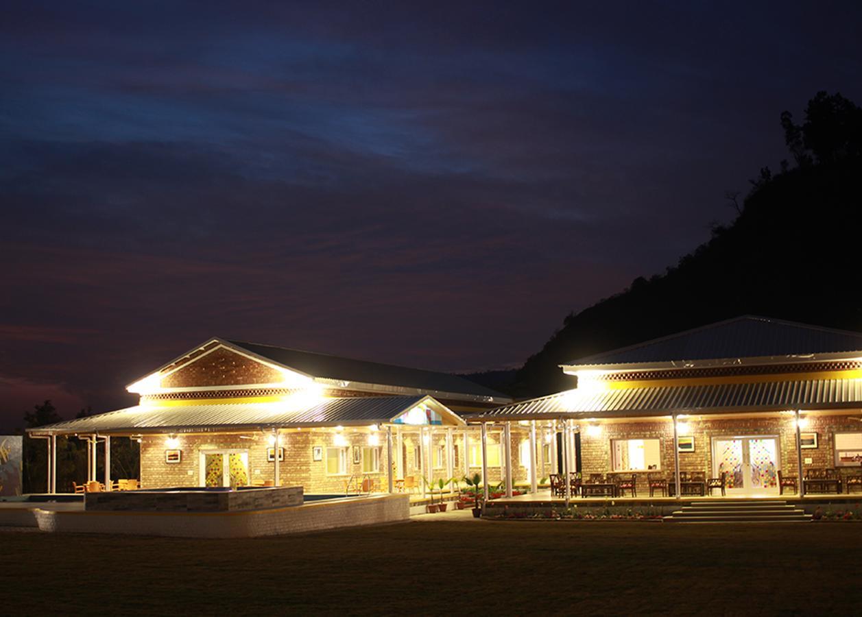Four Banyans Spirit & Nature Resort Rájpur Kültér fotó
