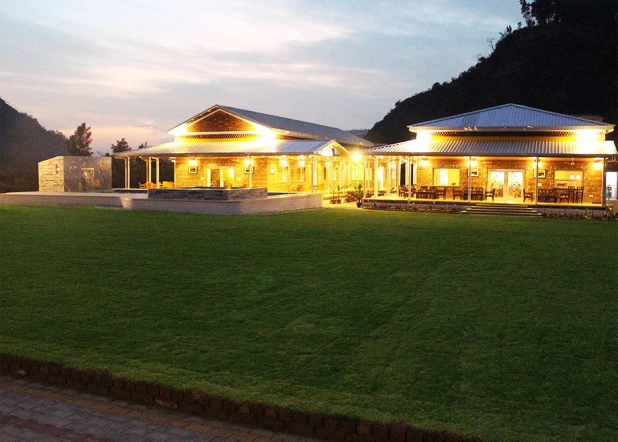 Four Banyans Spirit & Nature Resort Rájpur Kültér fotó
